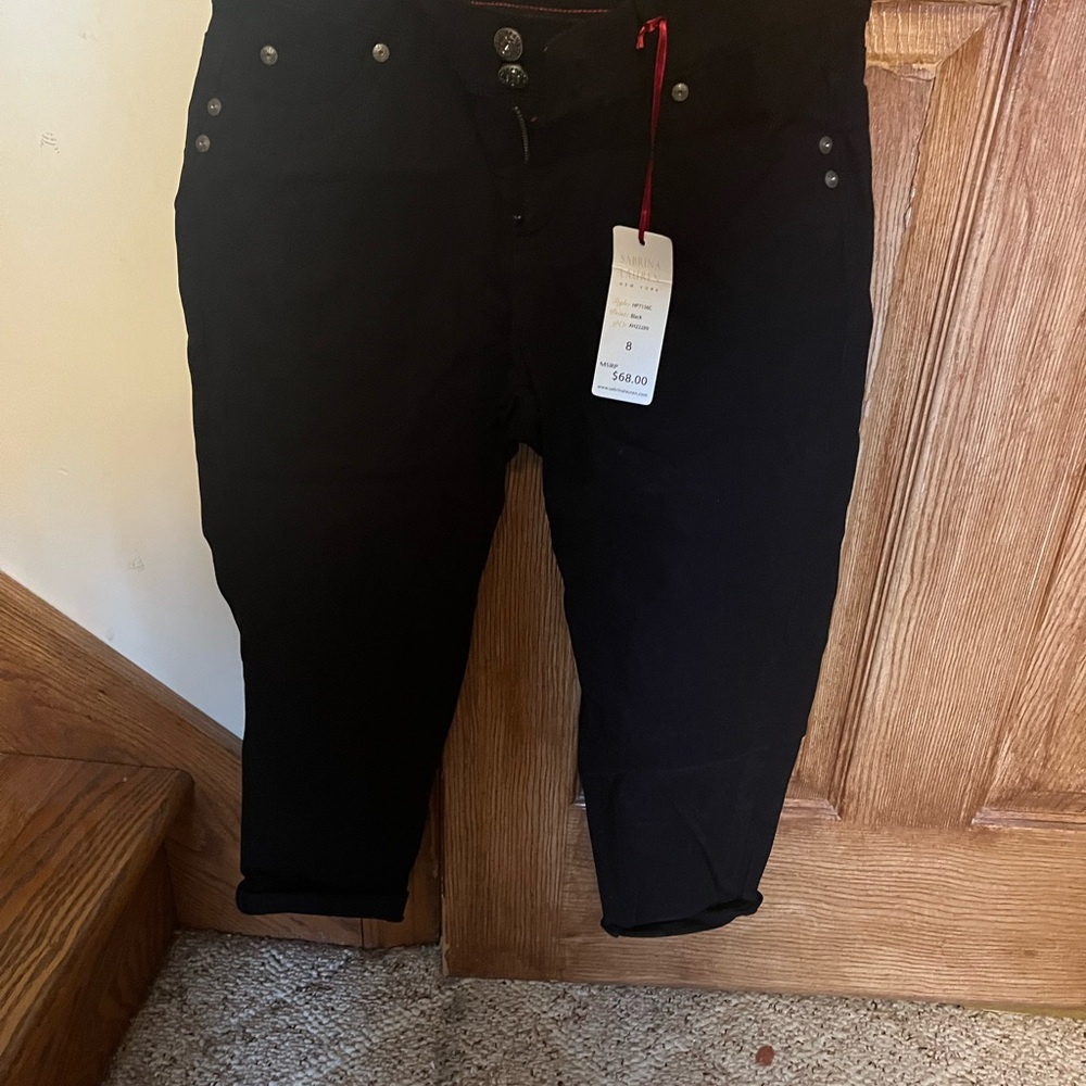 Women's Black casual capris
